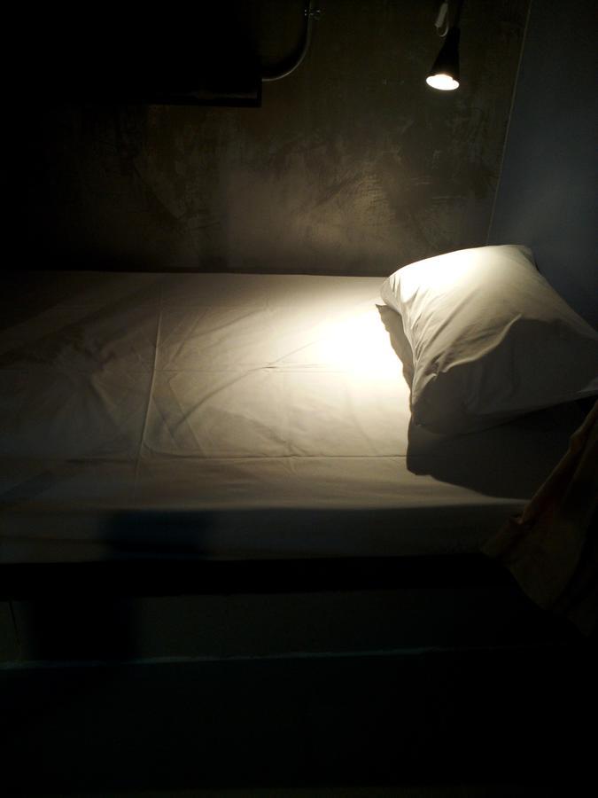 Yellow Flower Hostel Чианг Рай Екстериор снимка