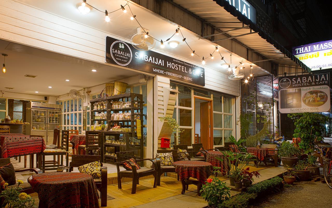 Yellow Flower Hostel Чианг Рай Екстериор снимка